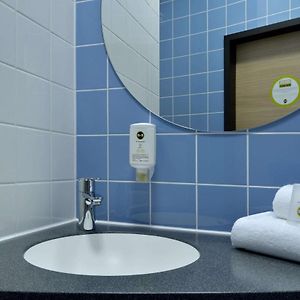 Zimmer mit zwei Einzelbetten